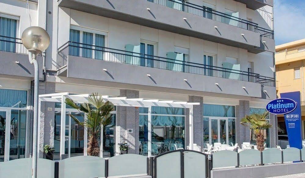 Hotel Platinum Rimini Exterior foto